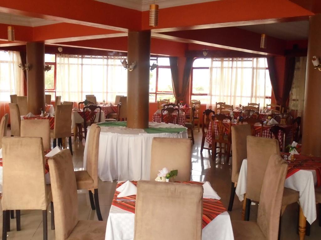 Chester Hotel Nakuru Buitenkant foto