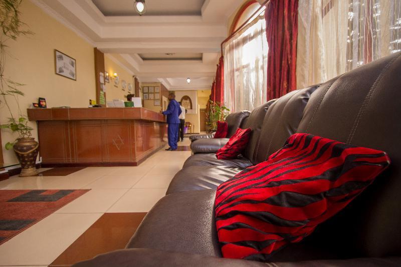 Chester Hotel Nakuru Buitenkant foto