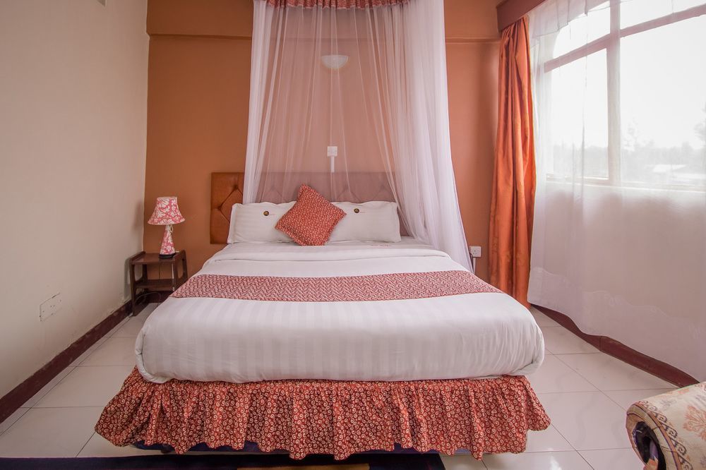 Chester Hotel Nakuru Buitenkant foto