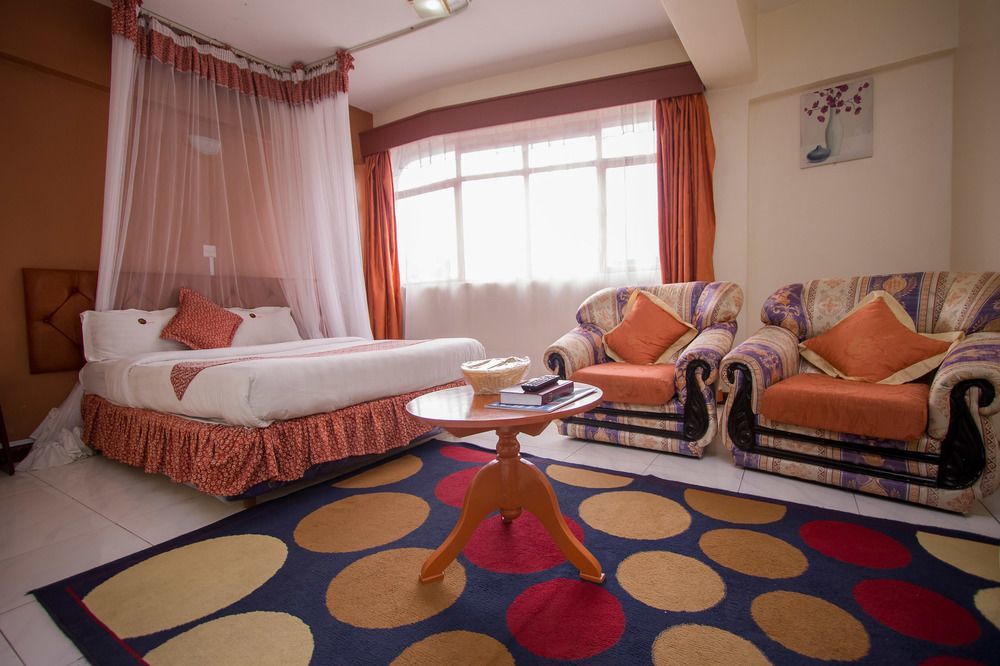 Chester Hotel Nakuru Buitenkant foto